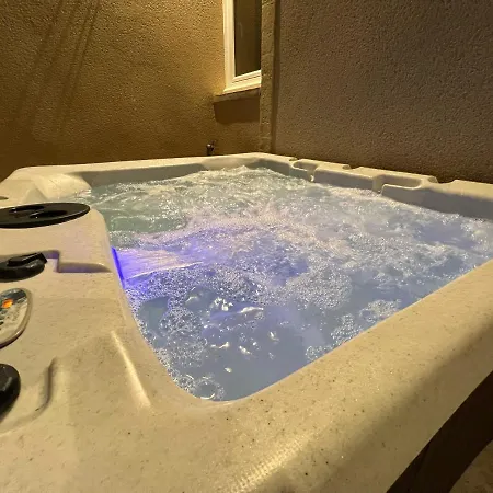 Maison D'alice - Avec *